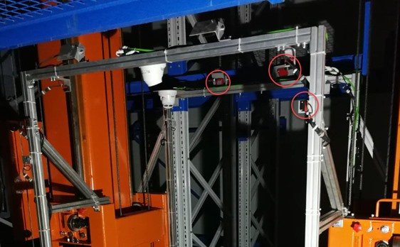 Cargo dimension sensors